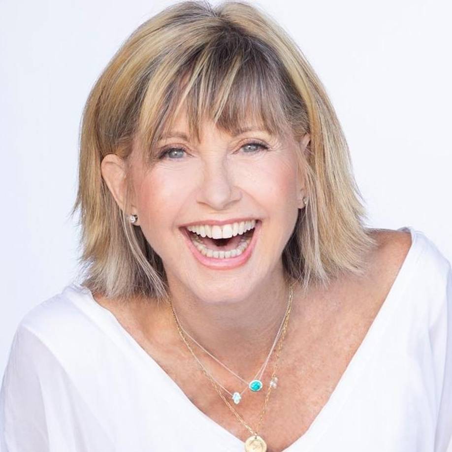 Durante su larga y exitosa carrera, Olivia Newton-John ganó cuatro premios Grammy y vendió más de 100 millones de álbumes.