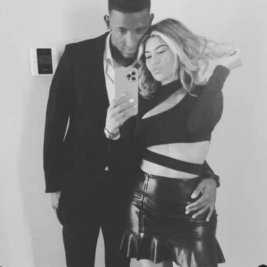 Douglas Martínez ha sido conquistado por la bella catracha Ángela Márquez, joven que tiene varios años de radicar en Estados Unidos.