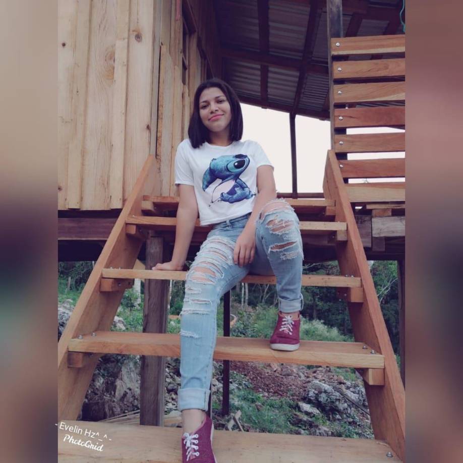 En redes sociales, los mensajes de dolor no se hicieron esperar.