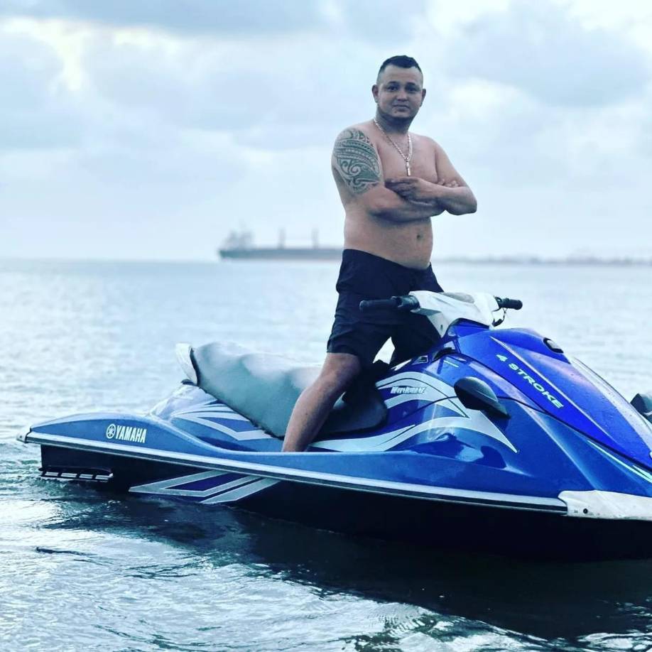 En sus redes sociales, Ávila presumía viajes a diferentes partes del mundo. 