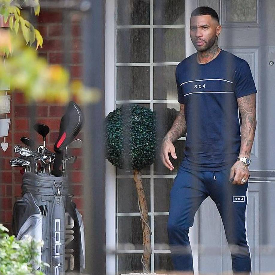 El diario ‘The Sun’ publica que el exfutbolista inglés de 39 años debe más de 1 millón a acreedores como la administración pública (HM Revenue and Customs), bancos, ayuntamientos y empresas de servicios públicos.