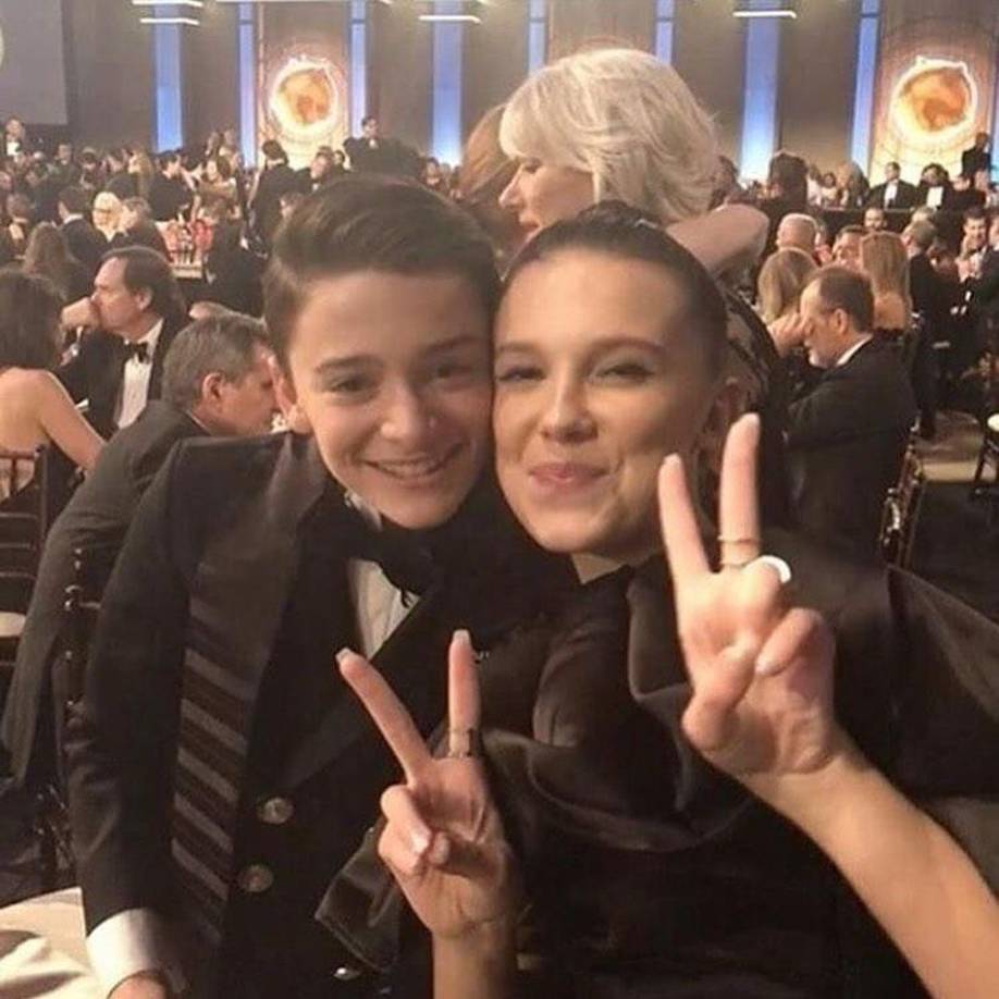 Millie Bobby Brown: Le enseñó a aceptar sus peculiaridades y disfrutar la vida.