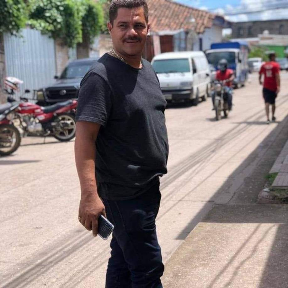 El señor Abelardo Menocal era una persona muy activa en sus redes sociales, compartía momentos con sus esposa y compartía con sus amistades.