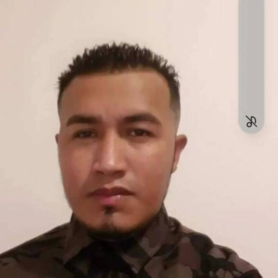 Desde esa noche ya no regresó a su domicilio, en la misma localidad, y su móvil se encuentra apagado desde el sábado. «Darwin nunca haría algo así», aseguran sus amistades.