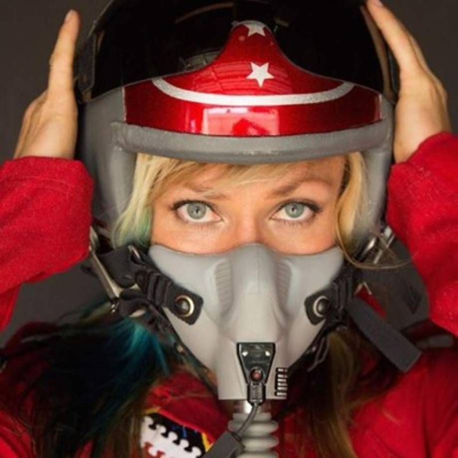 La noticia de su muerte fue confirmada en las redes sociales por Terry Madden, socio y miembro del equipo de Combs, quien dijo que la piloto murió 'en un horrible accidente' y que él fue 'el primero en llegar' al lugar del accidente.<br/><br/>'Hicimos todo lo humanamente posible para salvarla', señaló Madden este miércoles en su cuenta de Instagram.