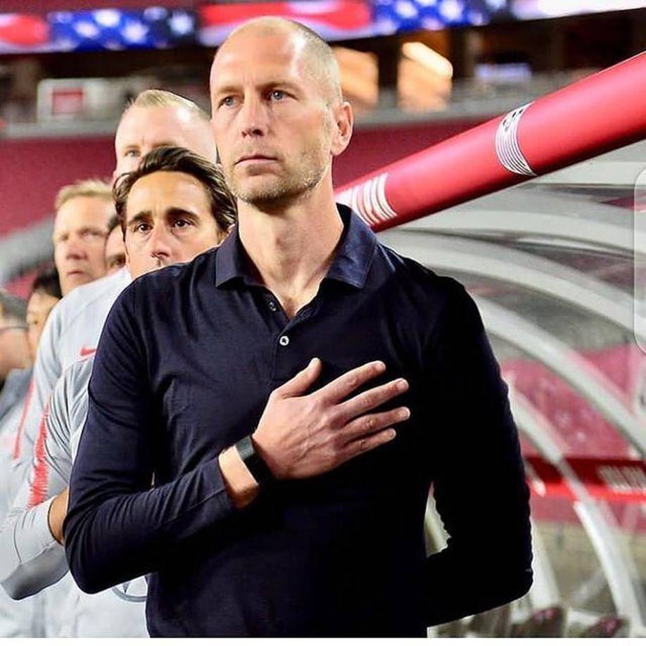 “No existen excusas por mis acciones de esa noche. Fue un momento vergonzoso del que todavía me arrepiento”, destacó.