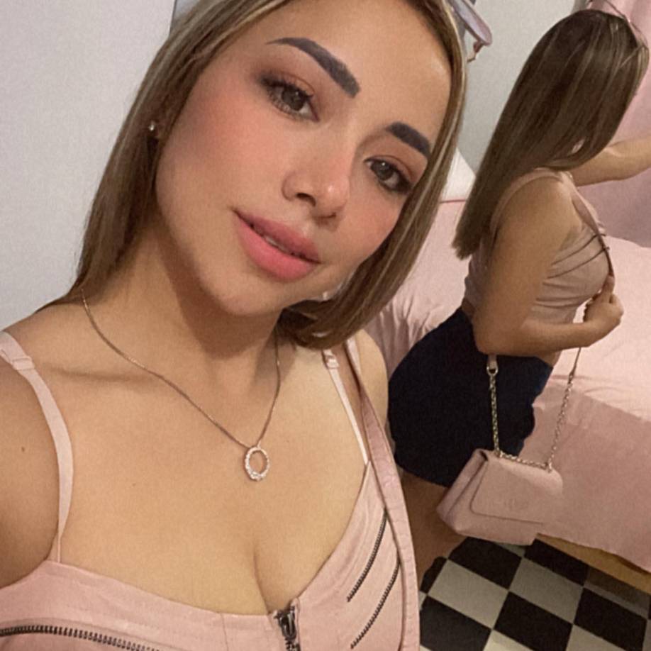 Yulissa fue encontrada muerta en su habitación, entre un charco de sangre. Tenía varias horas muerta. Determinaron que su novio se encontraba cerca de la escena.