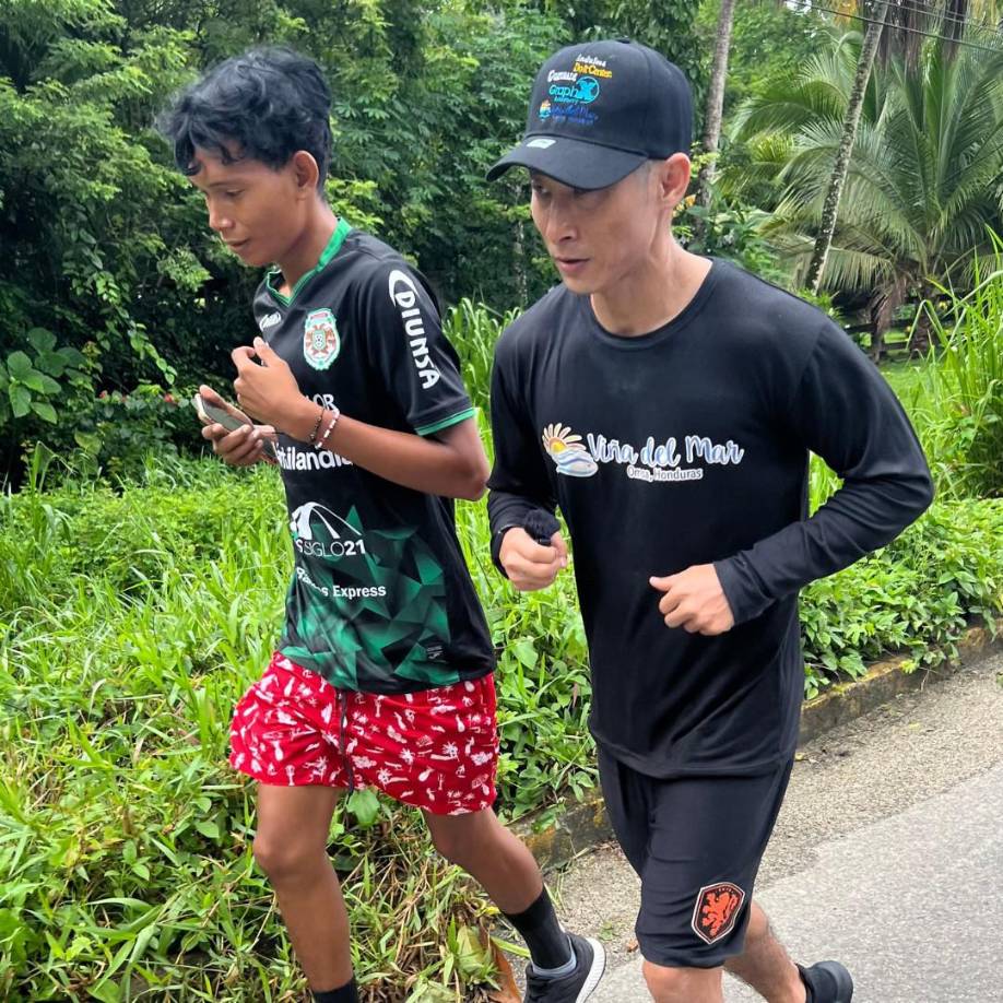 Si bien Shin ya tiene 39 años, es un atleta de alto rendimiento y se mantiene en forma.