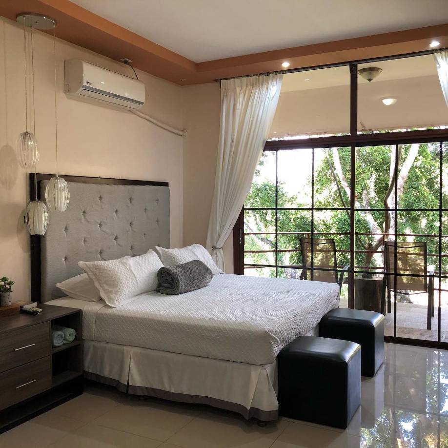 Así lucen las habitaciones, muy elegantes y cómodas, con espectaculares vistas.