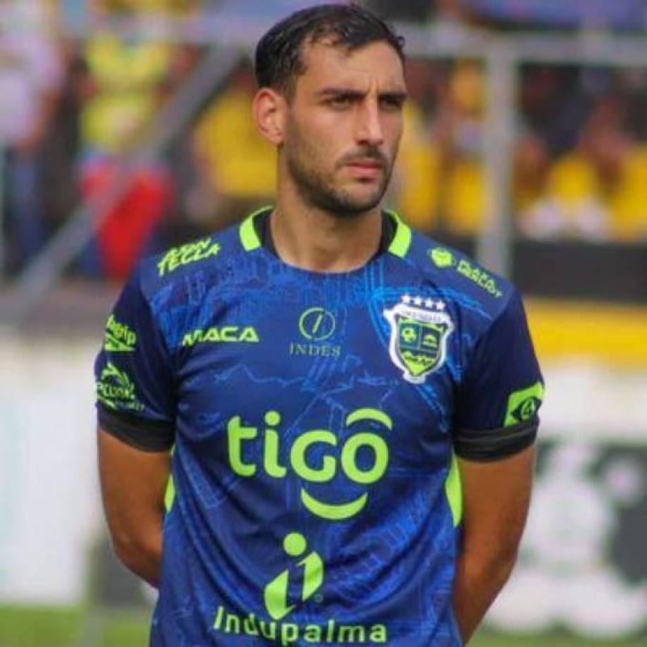 El Victoria estaría cerca de incorporar al central uruguayo Fabricio Silva de 32 años, que milita en el Comerciantes Unidos de la segunda división de Perú.