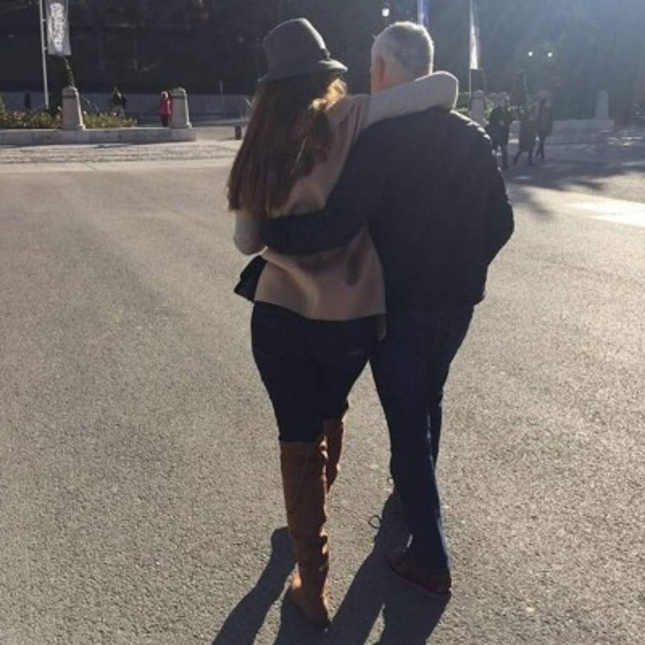 Se supo que Jorge dio tremenda sorpresa a su amada durante un viaje a la India. ¡Se juraron amor eterno mediante un ritual hindú!