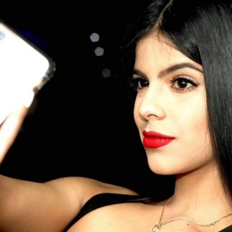 Pero una vez llegaban al país Pares les quitaba su pasaporte y comenzaba a promocionarlas como escorts y prostitutas, las obligaba a hacer este trabajo y ella se quedaba con el 50 por cierto de las ganancias, indicó el medio venezolano Diario Oriental.<br/>