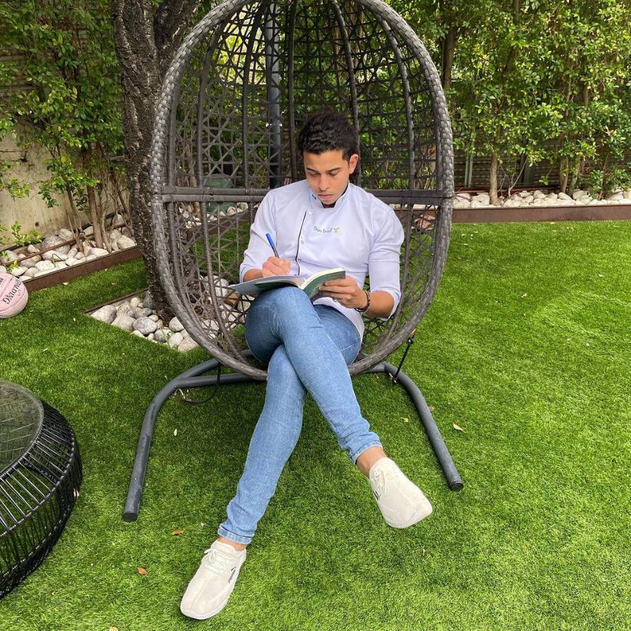  El cocinero suele acudir casi todas las semanas a verle y defiende su presunción de inocencia desde el primer momento. 