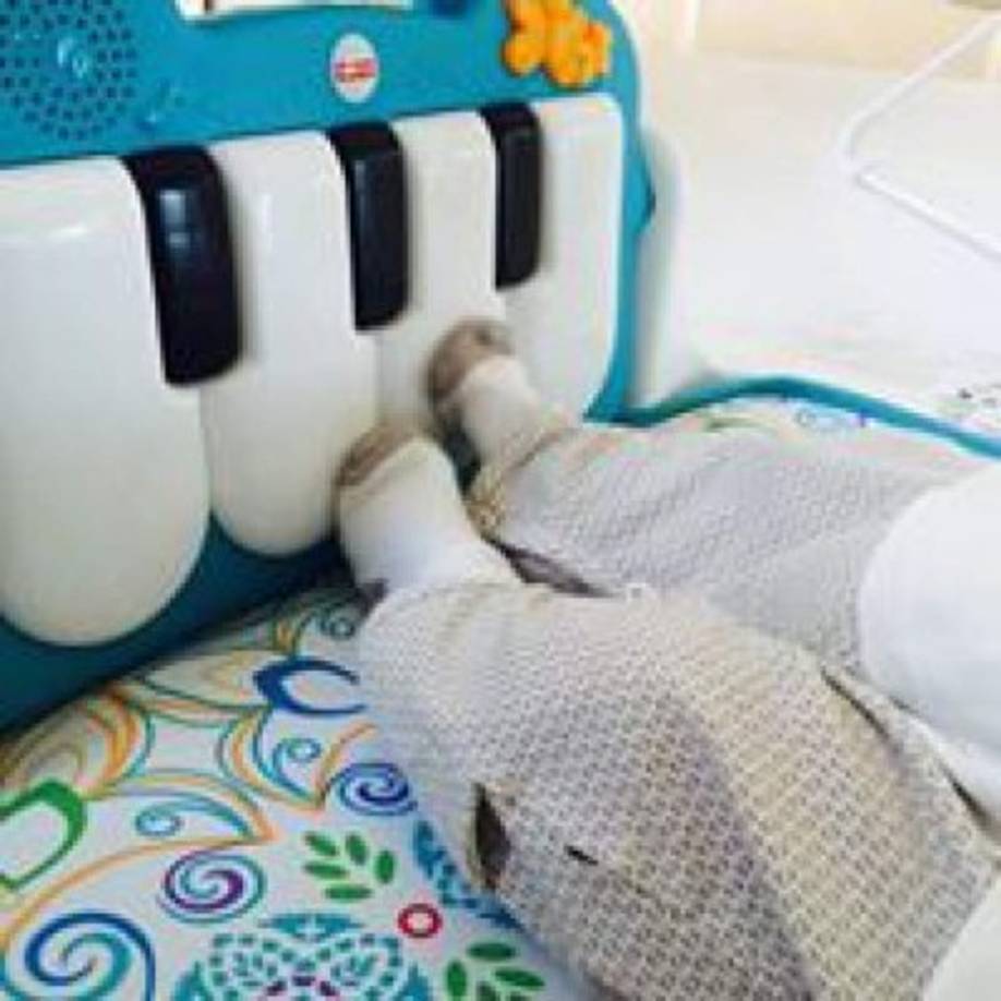 Los primeros pasos de Sasha.