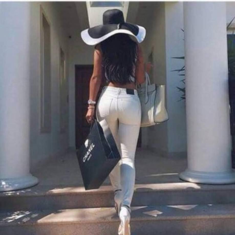 La chica de Luis Ramos se dedicó al modelaje durante 4 años pero dejó a un lado la profesión para cuidar a su familia.