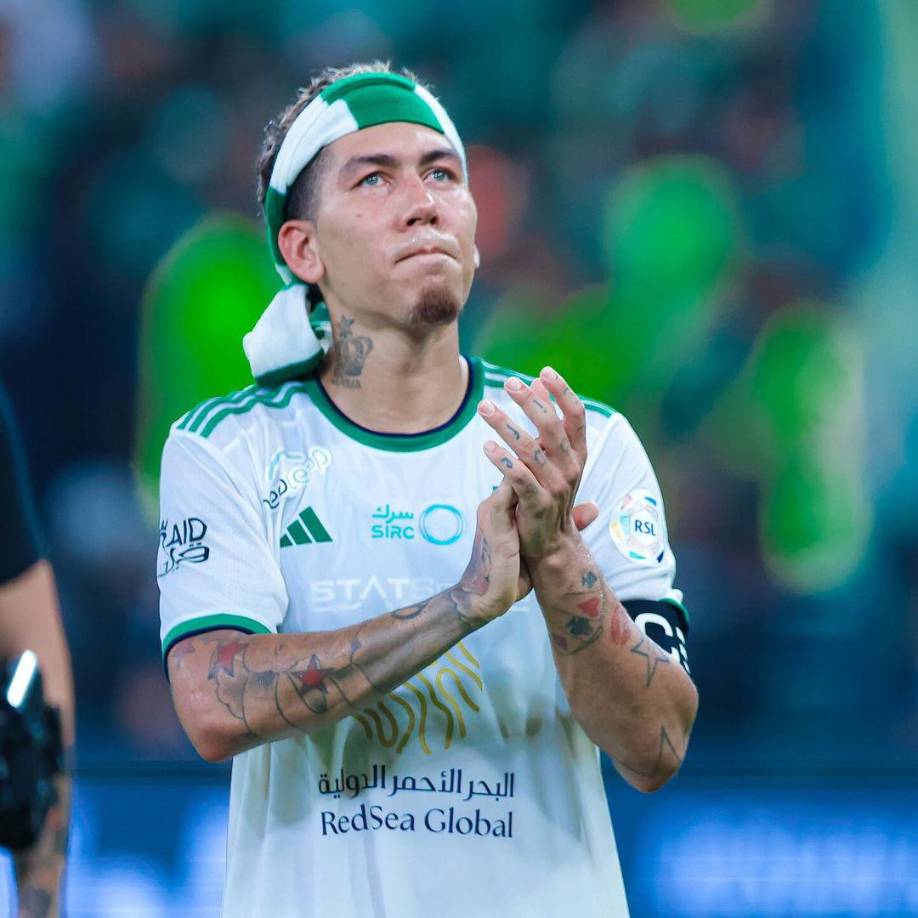 En julio de 2023, fue anunciado por el Al-Ahli saudita, en el que milita hasta la fecha.