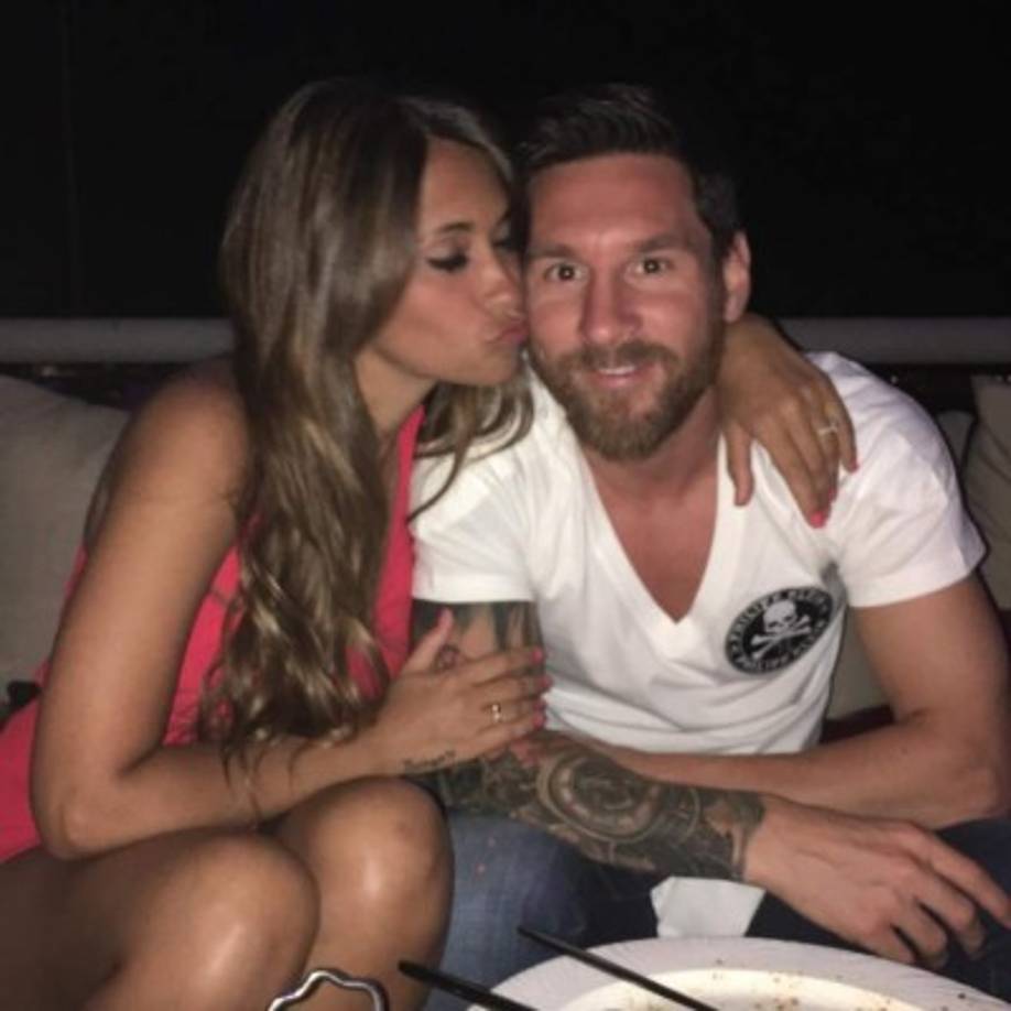 A pocas horas de dar el sí, Antonella siempre ha compartido en público su amor por Messi.