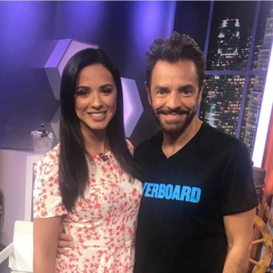 Ana Jurka<br/><br/>Originaria de Tegucigalpa, Honduras, se especializa en la prensa deportiva y el espectáculo. Actualmente es presentadora del programa de deportes Titulares que se transmite por la cadena Telemundo.<br/><br/>Antes lo hizo en diferentes programas a nivel nacional como Sobre Ruedas, Zona Joven, En la Mira, y Radicales.<br/><br/>Aunque estudió mercadotecnia, su carisma y talento la han llevado a ser hoy en día una de las hondureñas más reconocidas en los medios hispanos en Estados Unidos.<br/>