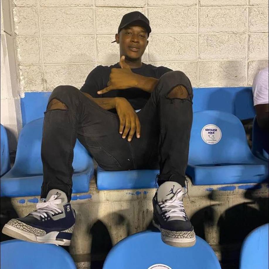 El delantero hondureño Byron Rodríguez es nuevo refuerzo del Marathón para esta nueva temporada. El atacante llega procedente del Platense y está de regreso en el cuadro verdolaga. 