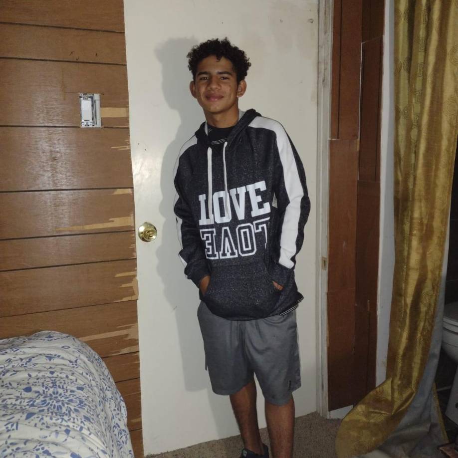 “No hay palabras para describir como era Frank, un niño que nunca nadie se va a comparar con él. Era un ser divino y por eso tenía pueblo”, dijo Yesenia Izaguirre.