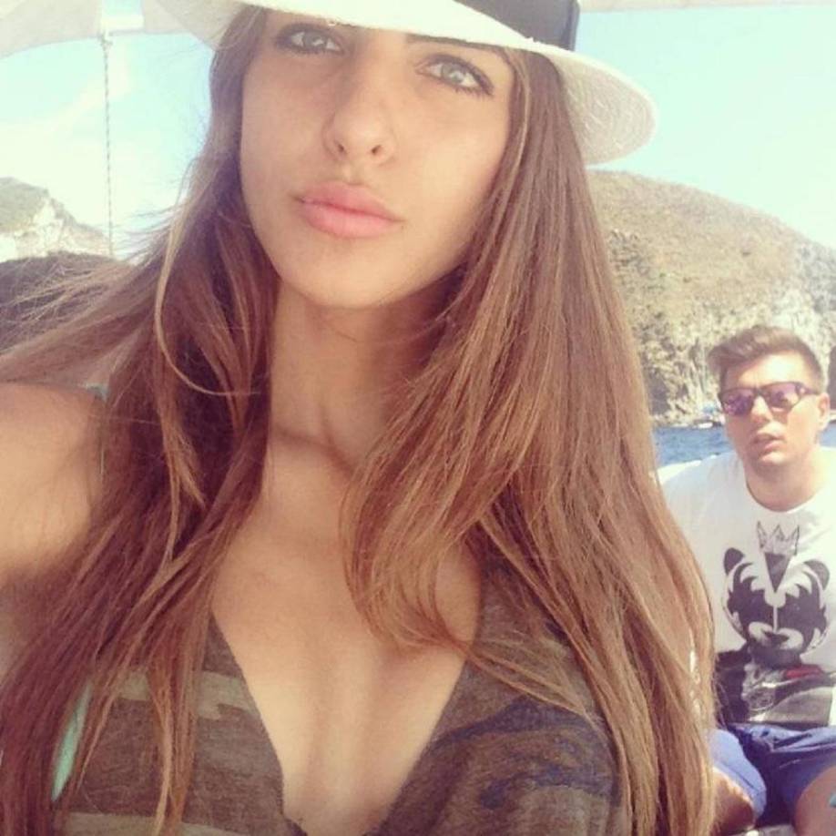 Poco tiempo después, las autoridades italianas le confiscaron varias obras de arte y un aproximado de 1,8 millones de euros.