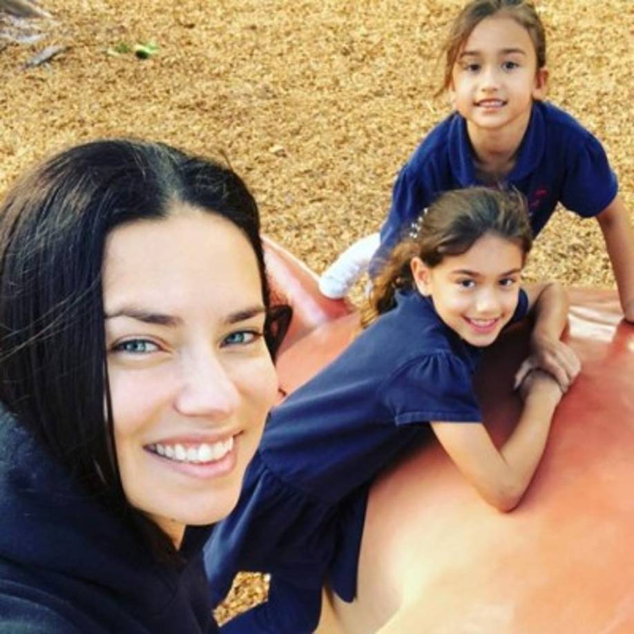 La brasileña asegura que no tuvo relaciones antes de casarse con el basquetbolista Marko Jaric a sus 27 años. En la actualidad están separados y tienen dos hijas en común.