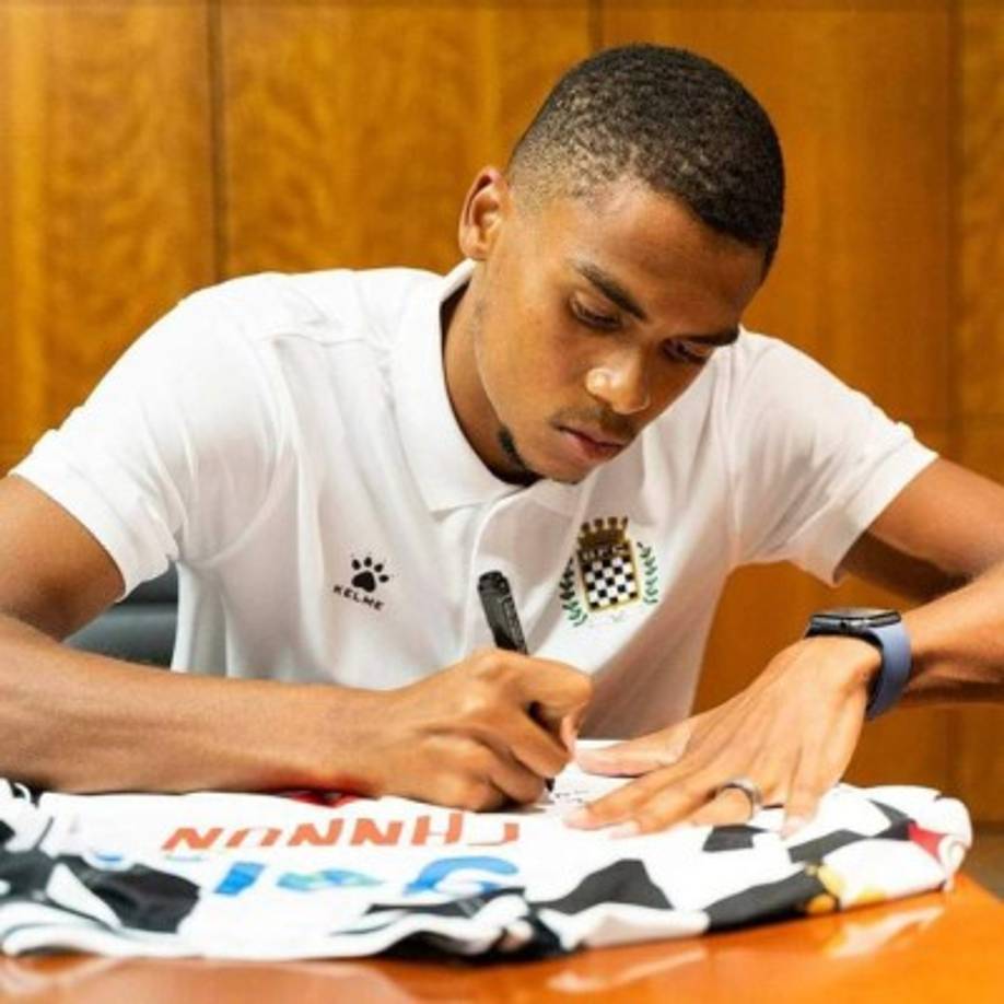 Reggie Cannon: Lateral estadounidense que fue fichado por el Boavista para esta nueva campaña. Era de los mejores jugadores en su puesto de la MLS y fue compañero del catracho Bryan Acosta en el FC Dallas.