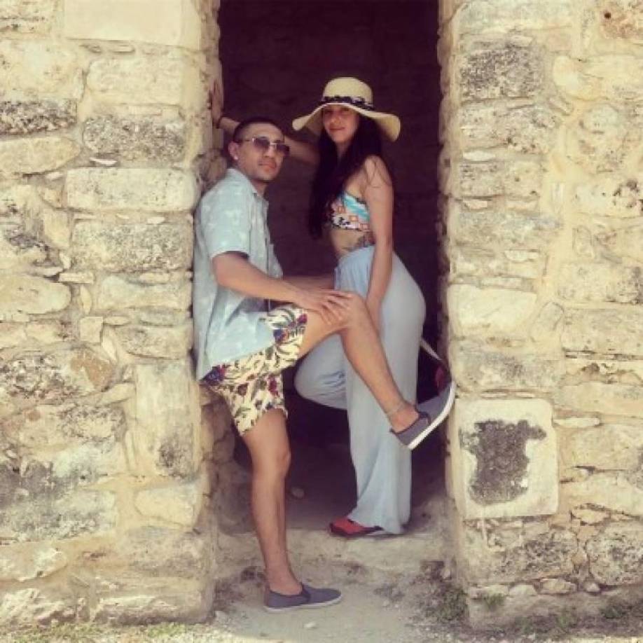 Ella es Cynthia Ortez, la exesposa de Teófimo Lópezque tiene abrumado al boxeador hondureño.