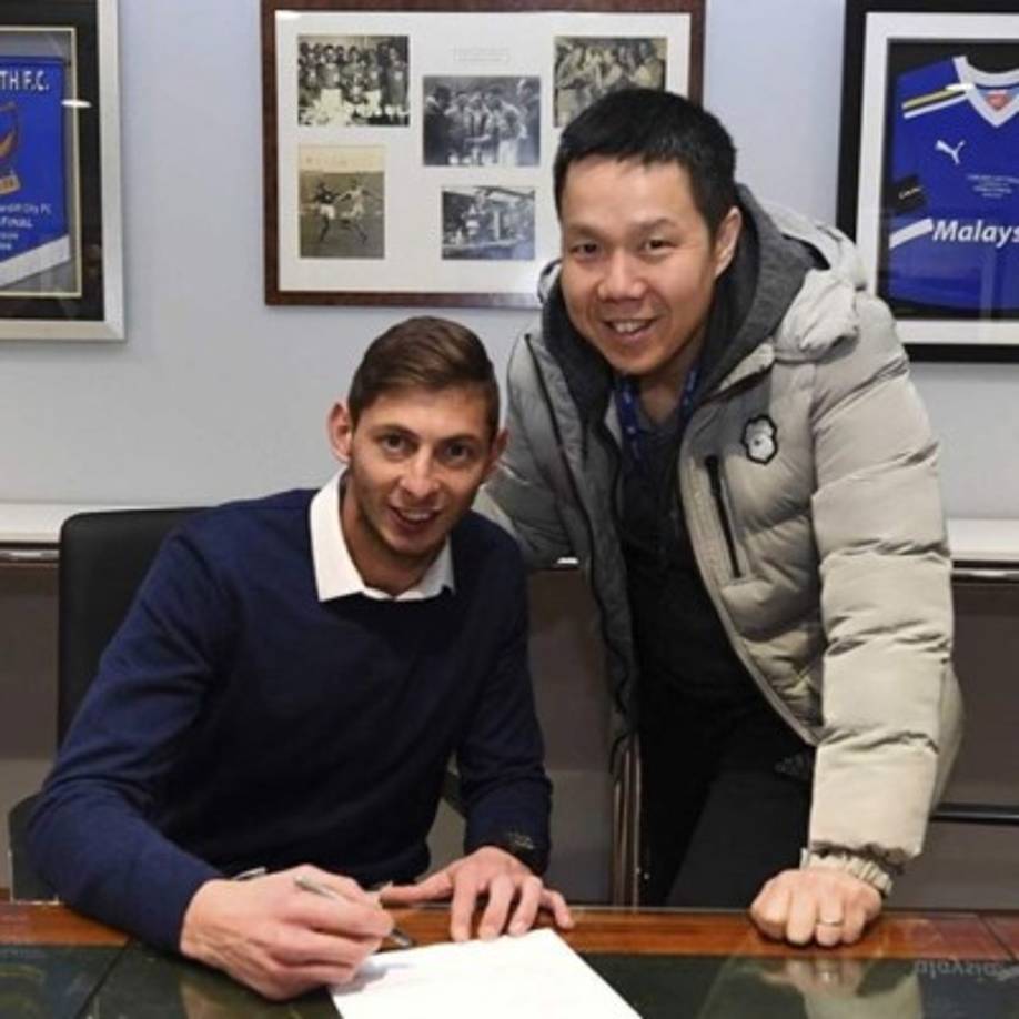 El Cardiff había convertido al argentino de 28 años en el fichaje más caro de su historia, al pagar 17 millones de euros al Nantes.