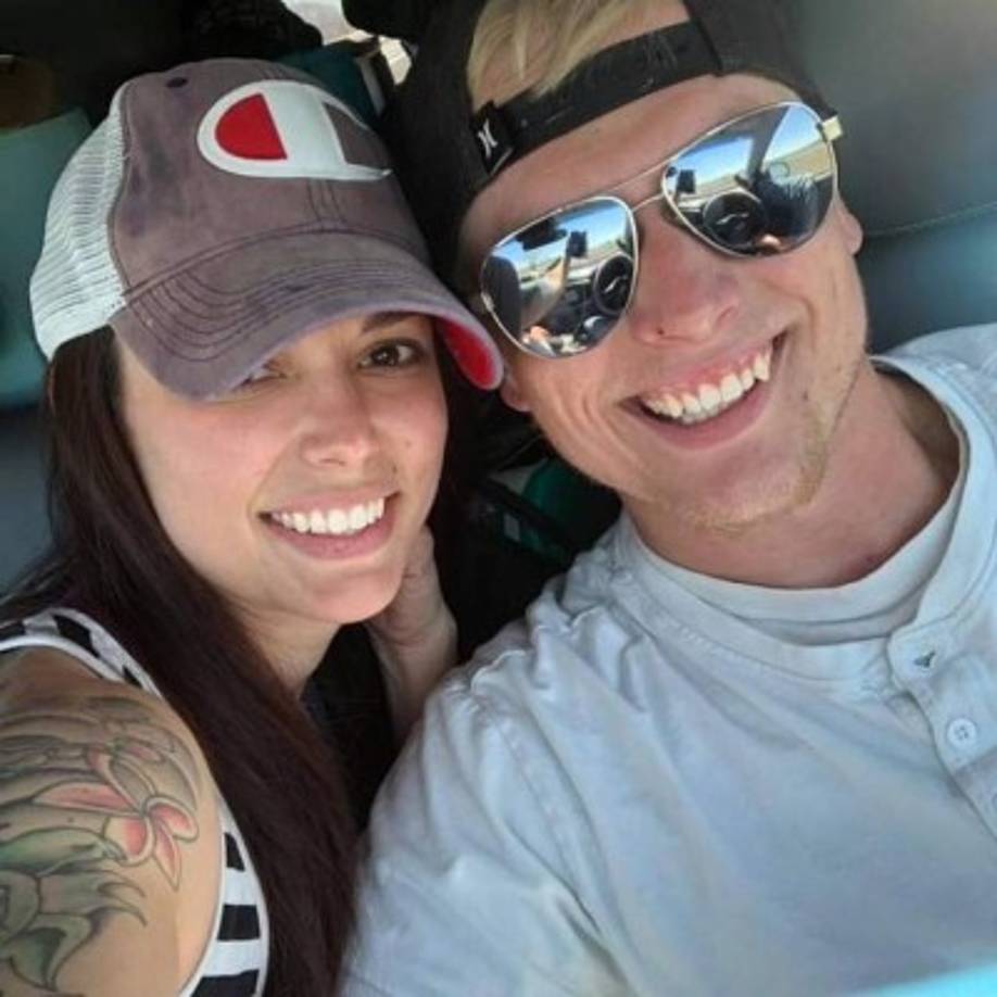 La madre estadounidense afirmó que su hijo anda como vagabundo por las calles de Las Vegas .'Cody, si ves esto, por favor, llámanos. Te queremos', escribió Tracy en la publicación que se viralizó en Facebook.