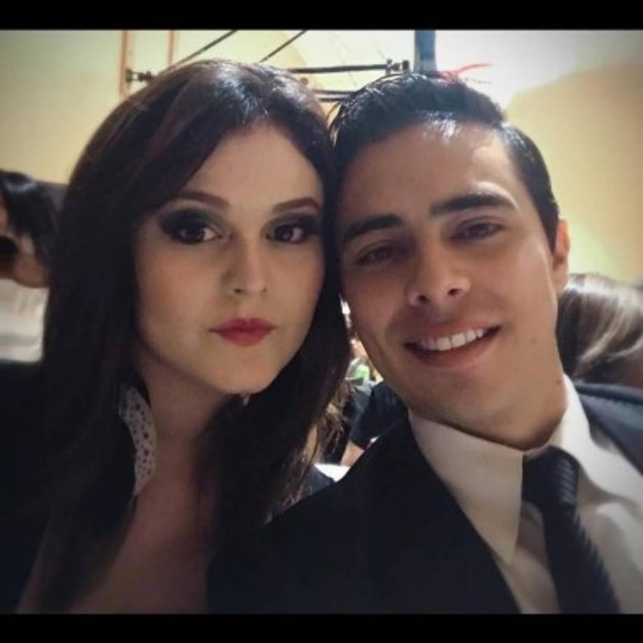 'Vine a Estados Unidos a corroborar, fui a una clínica en Texas muy buena, pero me dijeron lo mismo. Casi muero, es lo que esperé desde que tengo uso de razón. Uso lentes desde que estaba en segundo de primaria, entonces yo quería operarme, era lo que más deseaba', recordó.<br/>