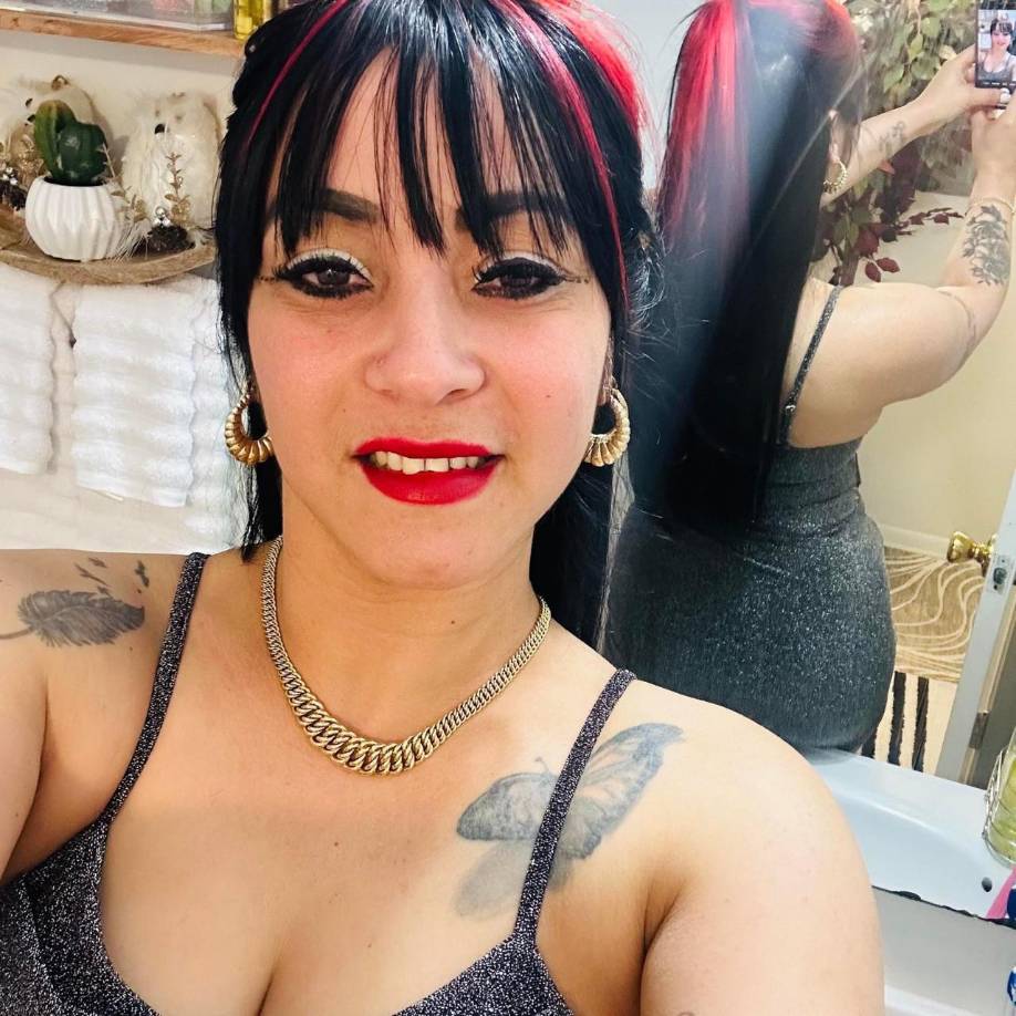 Fue poco después que la Policía Metropolitana de la ciudad acudió a la vivienda en respuesta a una llamada de emergencia.