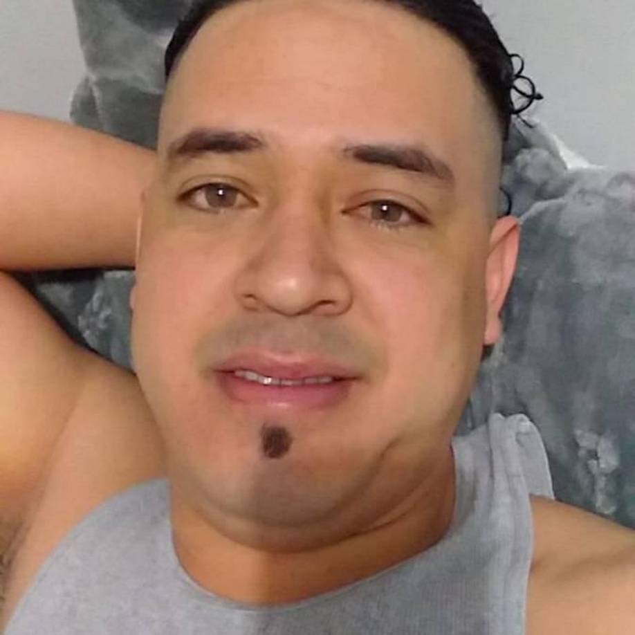 “Descanza en paz primazo, nos has dejado nuestros corazones destrozados. Siempre te llevaré en mi mente y en mi corazón, primo”, le dedicó un primo en las redes sociales.