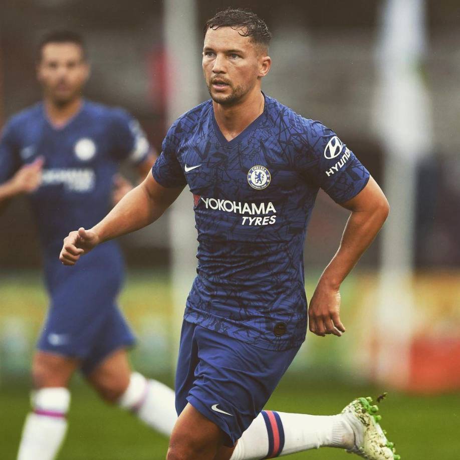 Después de proclamarse campeón con Leicester en la Premier y jugar para el Chelsea, Drinkwater decidió colgar los botines a sus 34 años y sorprendió a todos sus seguidores al mostrar cómo es nueva vida alejada de los terrenos de juego.
