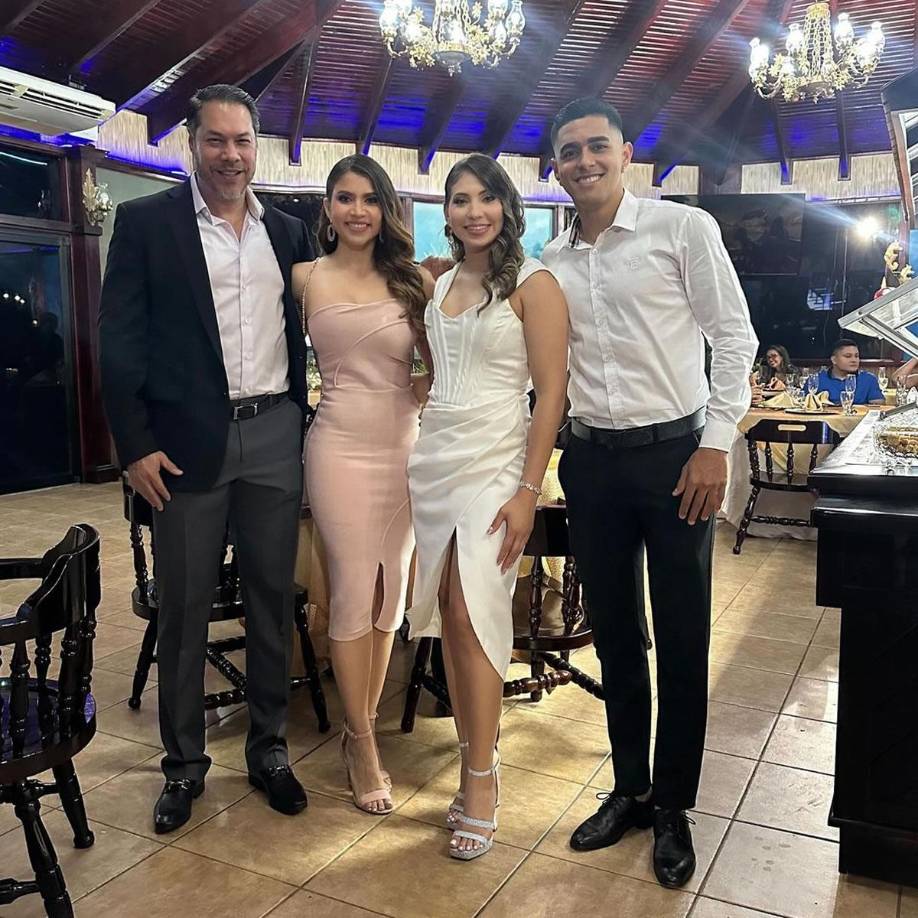 La hermana de Annie Córdova, Scarlet Castillo, compartió en su cuenta de Instagram las imágenes de la boda.