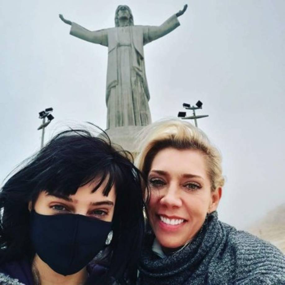 Momentos después de publicar las historias en su cuenta de Instagram, Elisa decidió eliminarlas, pero fue en vano, pues en las redes corrió como pólvora la polémica de sus palabras en contra de su madre.