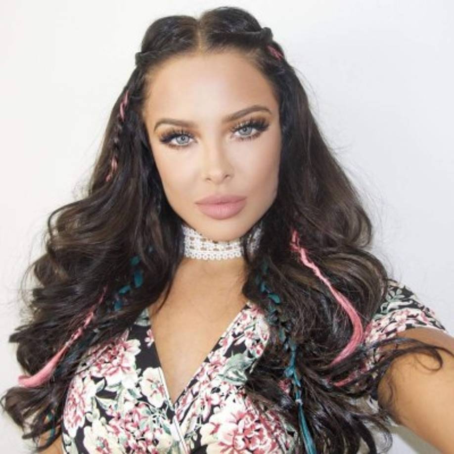 Cuesta distinguir a Angelina Jolie de Teigen, ¿no crees?