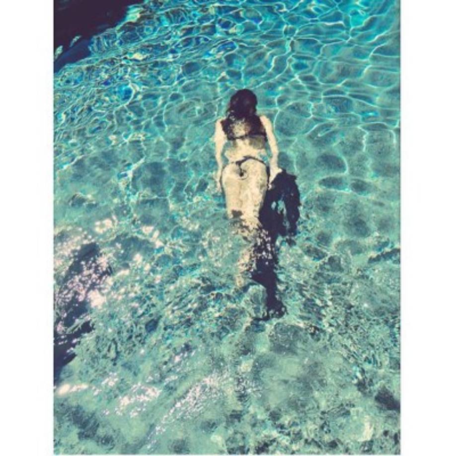 Con esta imagen Lea Michele seduce a su público por la frescura y natural con que lo hace.