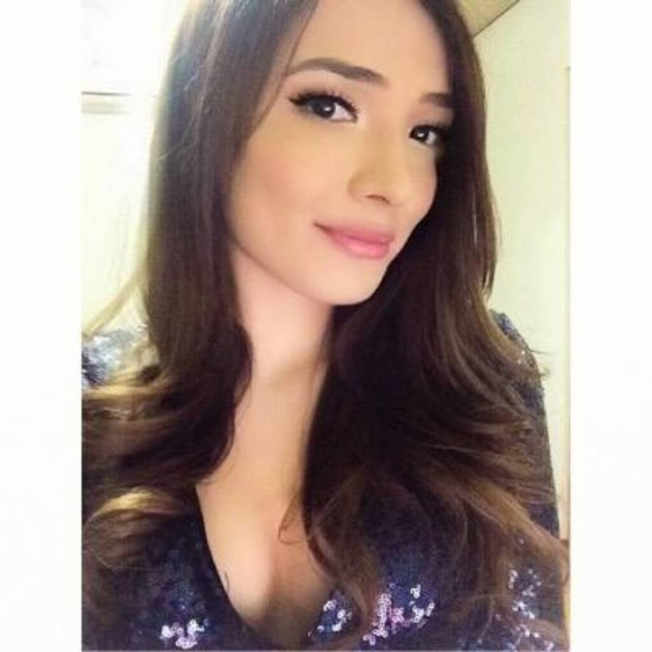 Stephanie Luna, hija mayor de la también conductora, escribió en su cuenta de Twitter y en la de su madre que Américo se ha llevado a sus hermanitas y que necesita ayuda para encontrarlas.