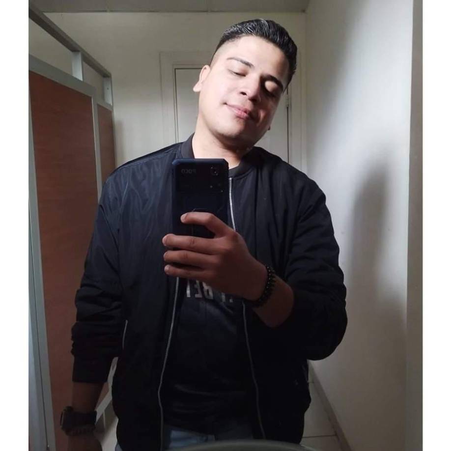 Entre lágrimas su madre dijo que le “llevaron mi vida entera, mi hijo no se metía con nadie, él era todo para mí, era mi único hijo y pido que se haga justicia”