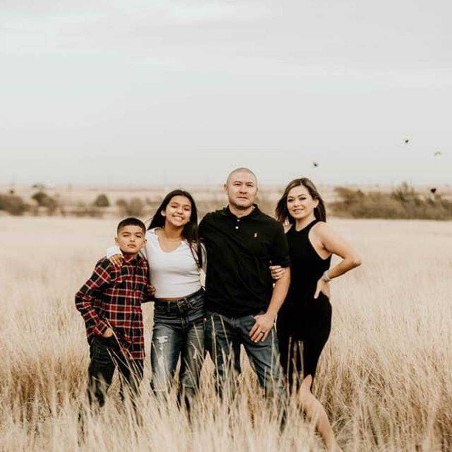 Las víctimas fueron identificadas como Jessica Rose Olmos, de 33 años, y sus dos hijos, Daniel y Jazale García.