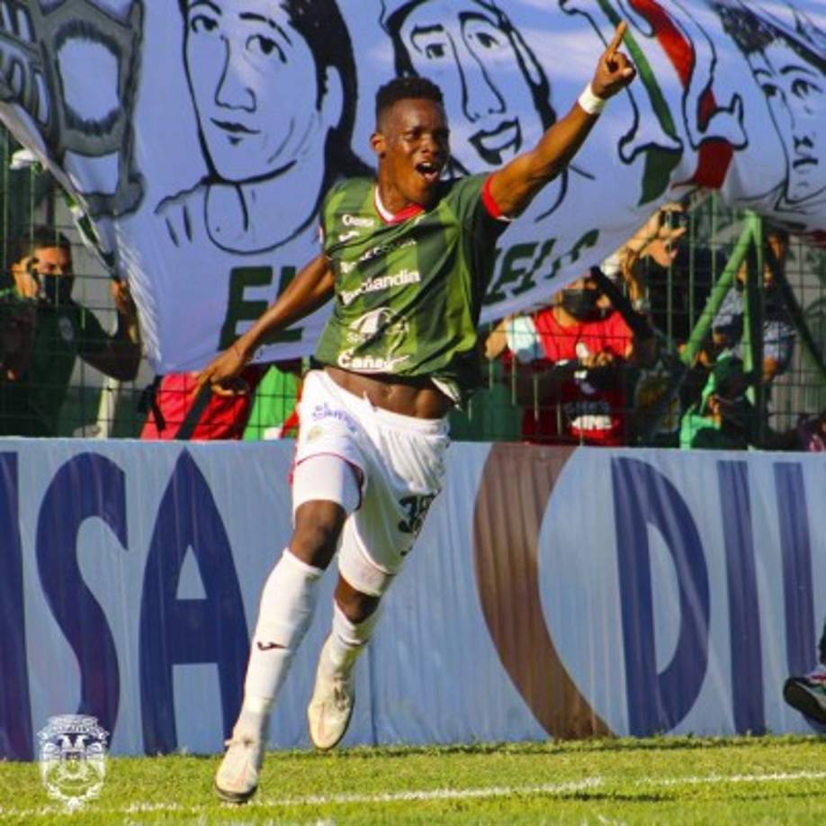 Brayan Castillo fue la figura del Marathón ya que entró de cambio y marcó el 1-0 a favor de los verdes.