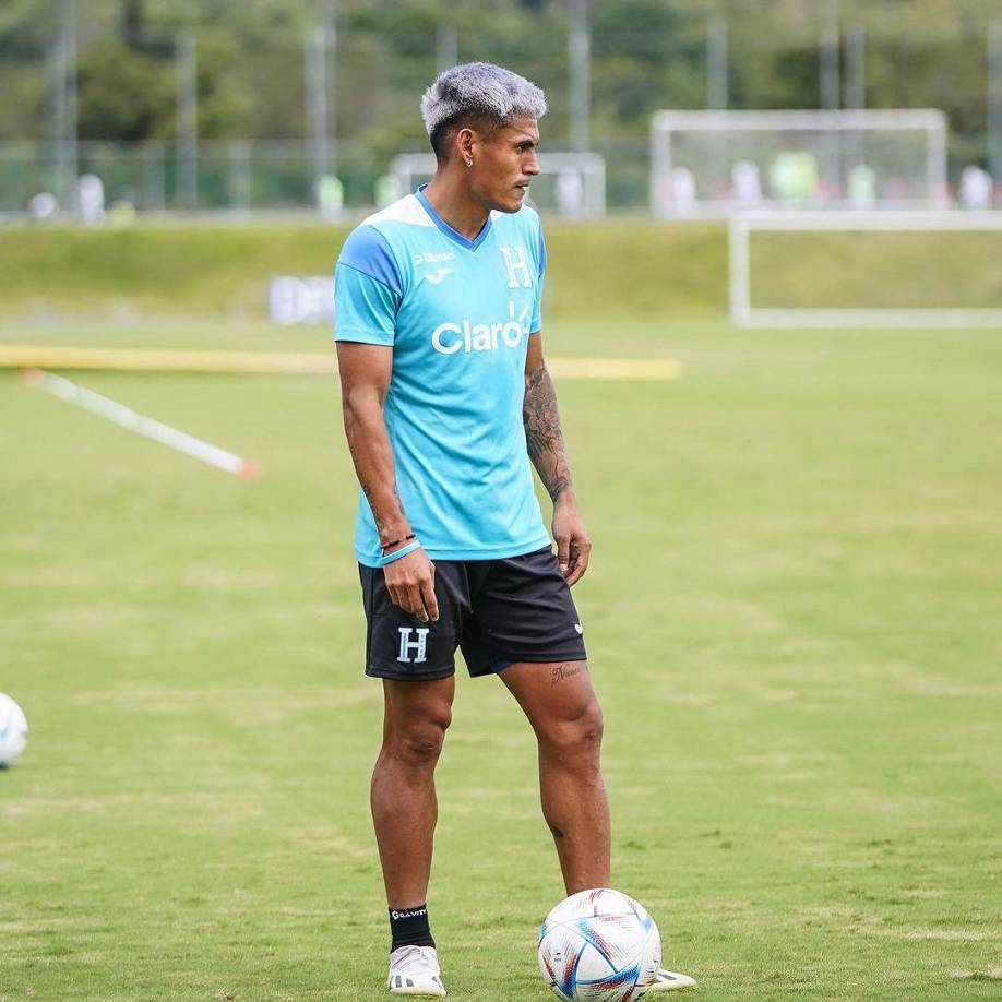 Dentro de otras cosas: “Pidió el contrato para mostrárselo a otro equipo. El contrato con Andy Najar lo cambiamos en cuatro ocasiones, se lo mandamos membretado y sellado”.