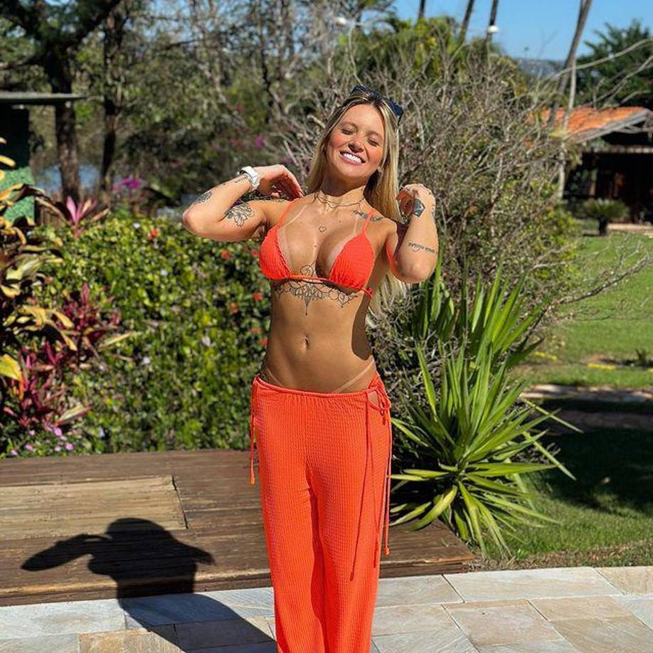 La brasileña es una estudiante de moda y es muy activa en sus plataformas, además de mostrar imágenes de otra de sus grandes pasiones: los viajes.