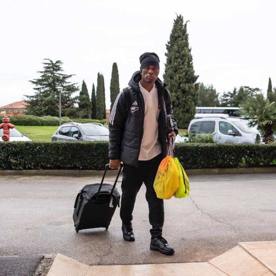 “No me gusta hablar de mis puntos fuertes y estilo de juego, eso se lo dejo a los aficionados, ¡a quienes me gustaría demostrar mi valía en el campo con mi juego!”, dijo Deybi, quien se integró este martes al Fehérvár de Hungría.