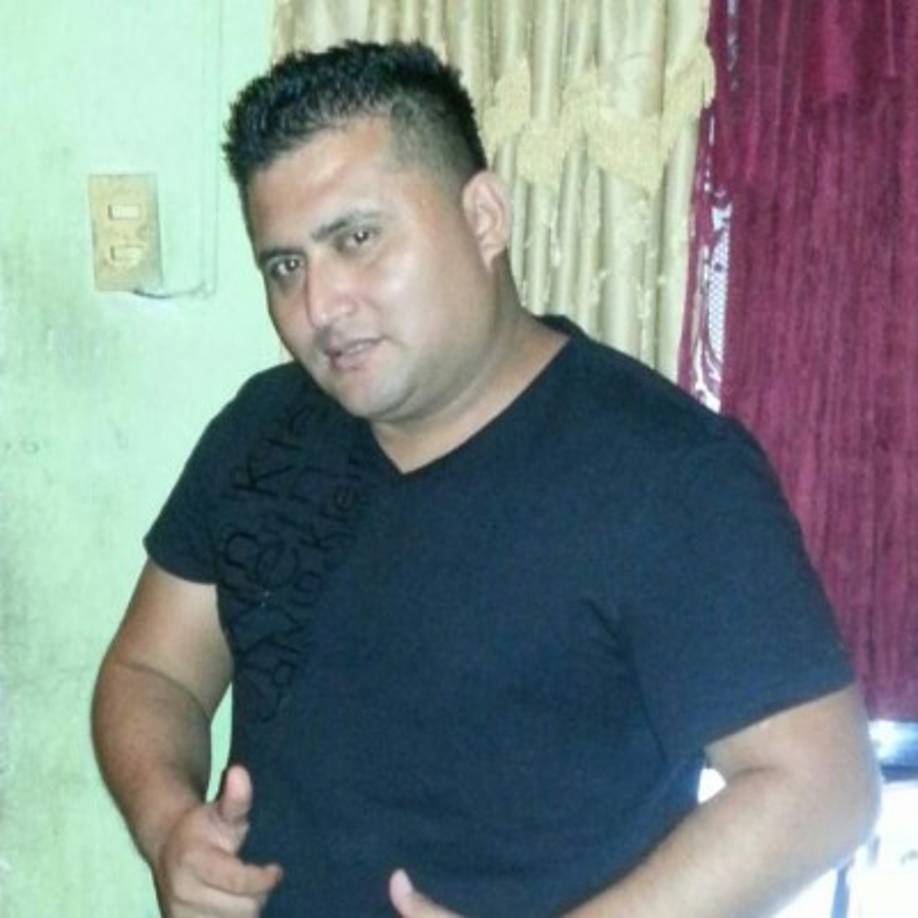 Los seguidores de la banda y amigos han escrito muestras de condolencias en las redes sociales de la agrupación.