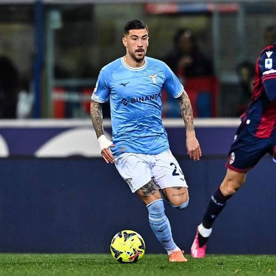 “El hijo de Zaccagni es de Zaniolo”, decía el cántico de los aficionados de la Roma al jugador italiano.