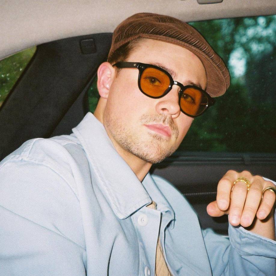 Dacre es todo un galán y tiene 27 años.