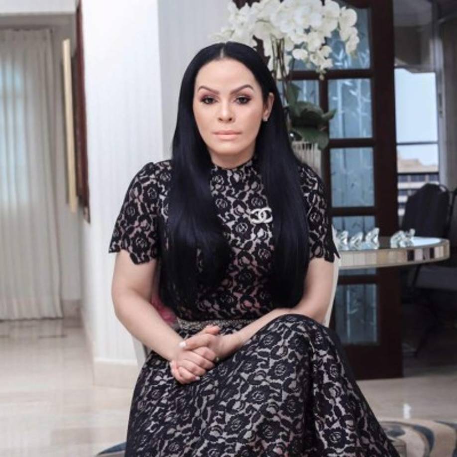 En la actualidad es la pastora principal del Centro Cristiano Soplo de Vida, una de las iglesias con mayor popularidad en la capital de la República Dominicana.