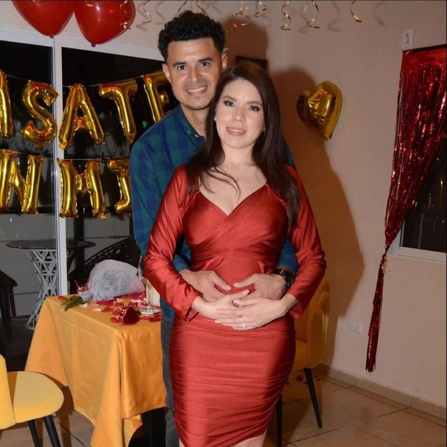 Celio Valladares y Mely Dacosta decidieron dar un paso más en su vida tras varios años de noviazgo.